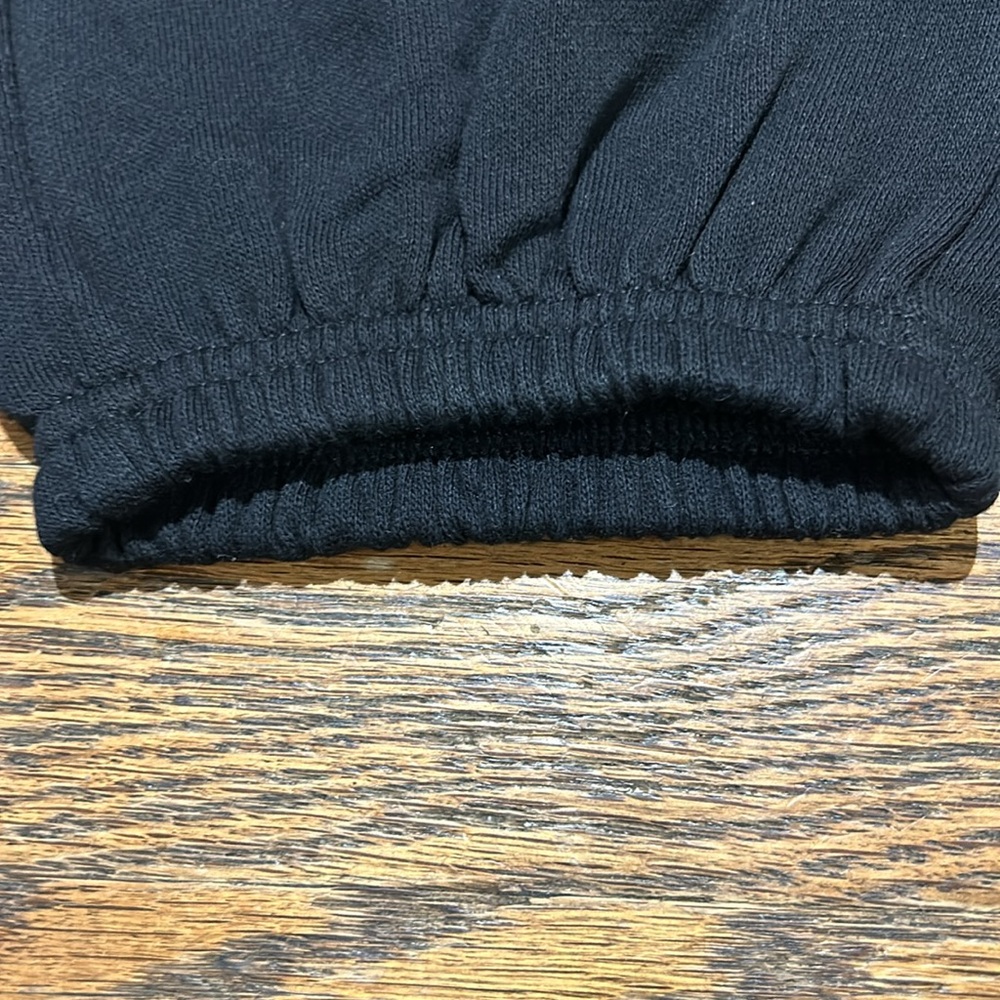 Medium Sweatpants - Picture 4 of 6